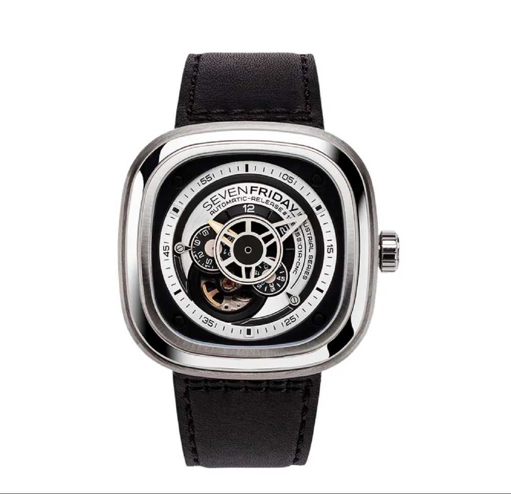 Seven Friday — Montre automatique