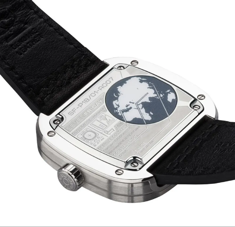 Seven Friday — Montre automatique, vue 3