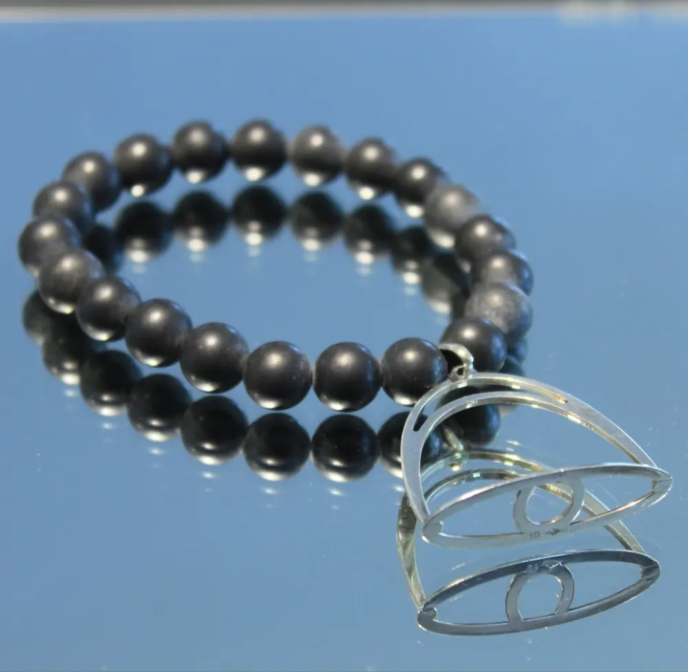 Rita&Zia — Bracelet grand modèle avec pierres agate mat et symbole d’étrier