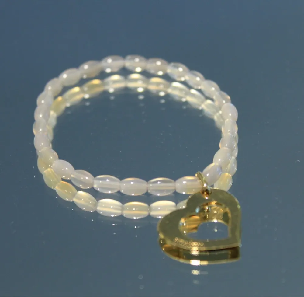 Rita&Zia — Bracelet petit modèle avec pierres d’Agate grise et symbole de cœur