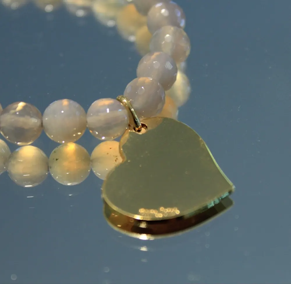 Rita&Zia — Bracelet petit modèle avec pierres d’Agate grise et symbole de cœur, vue 3