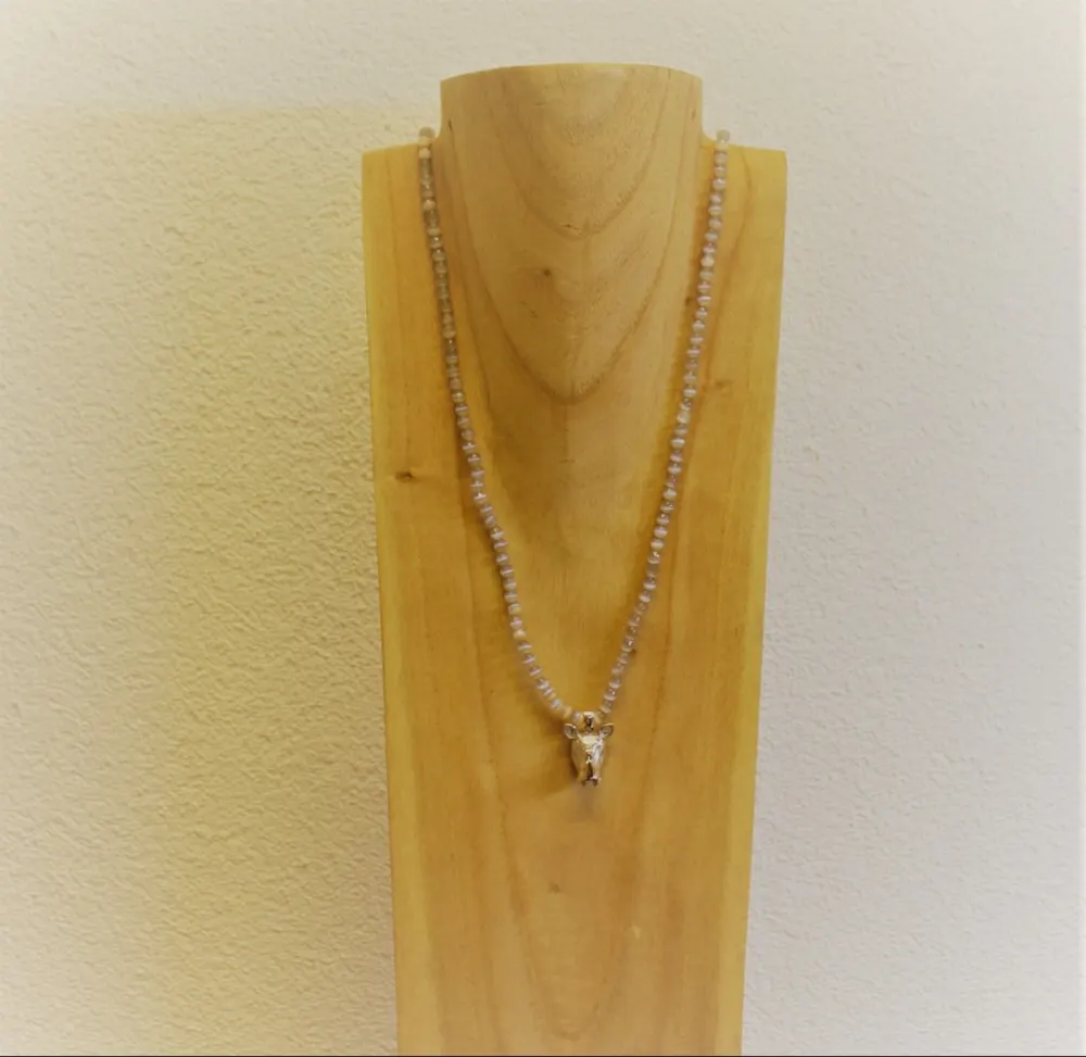 Rita&Zia — Collier avec pierres d’agate et symbole de tête de Rhinocéros, vue 5