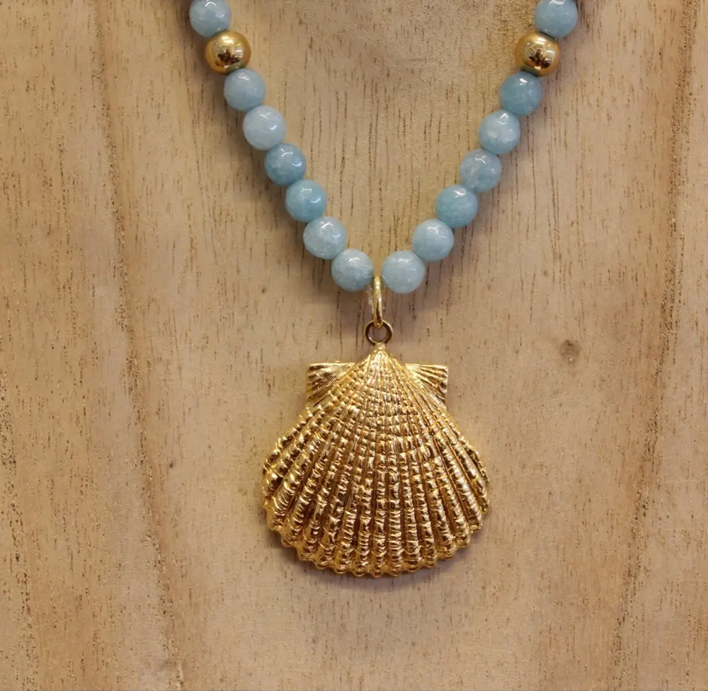 Rita&Zia — Sautoir avec pierre Madrague quartz avec un pendentif coquillage doré, vue 2