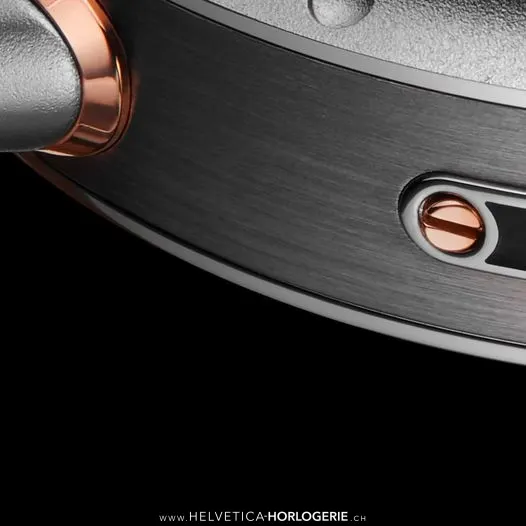 Timeless — automatique black acier et or, vue 4
